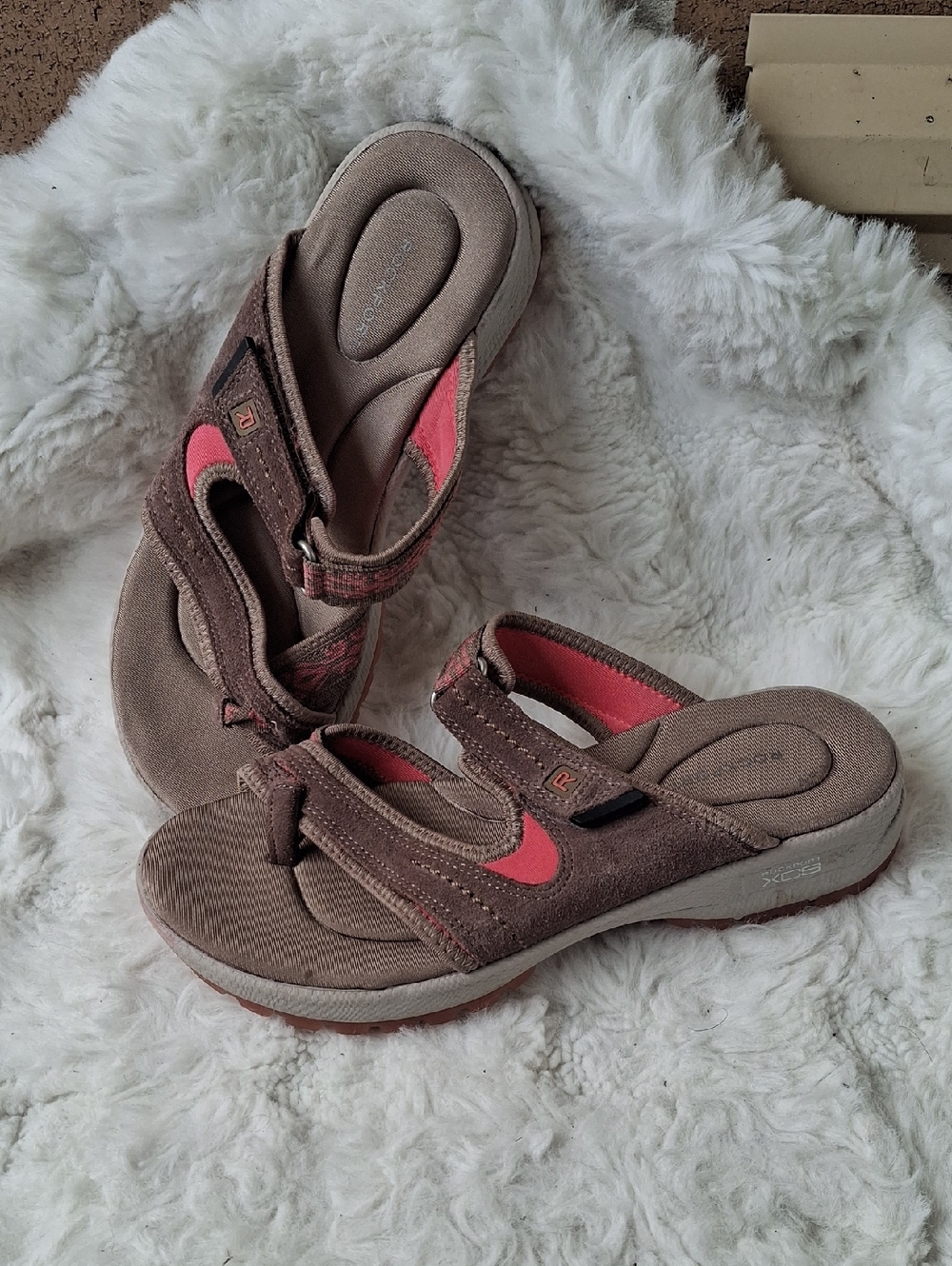 Rockport Adiprene by Adidas Toe Loop Comfort Sandals Brown Pink 6.5